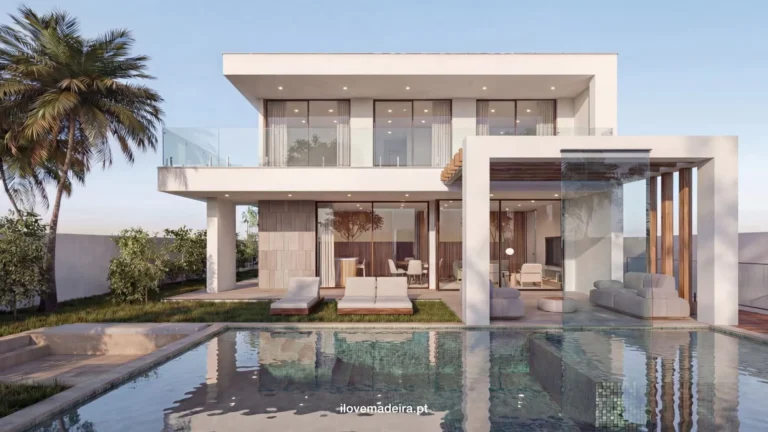 Bayview 254, four suite house with pool near the Botanical Garden