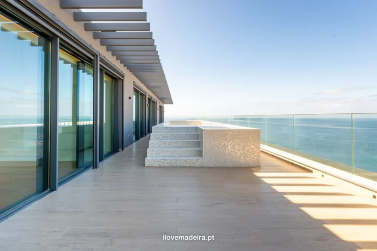 Madeira Acqua Residences, penthouse with private pool in São Martinho, photo 5