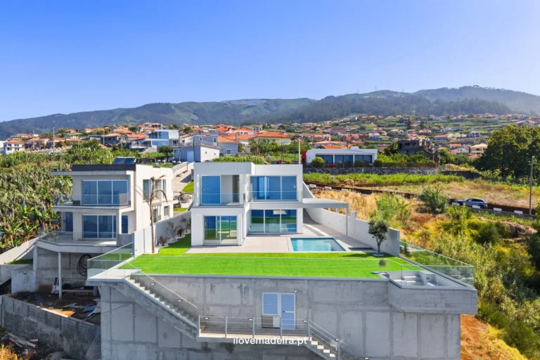 Ocean View Villa, three bedrooms on 3,500 m² in Canhas