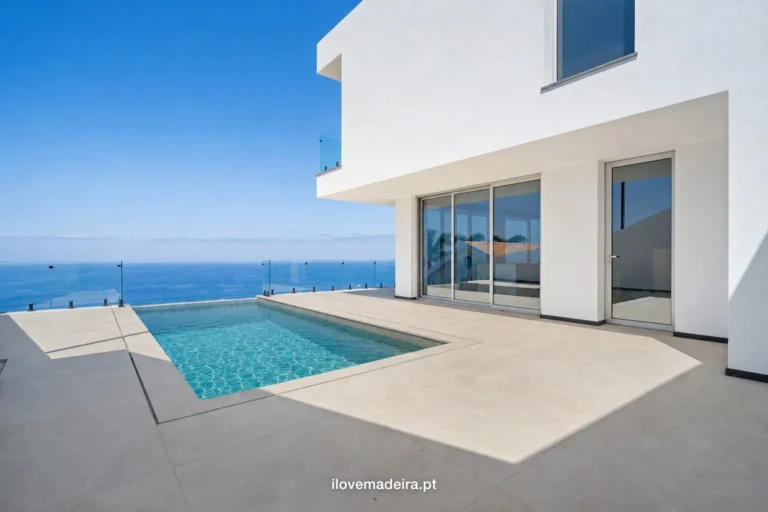 Three suite villa with private lift and ocean views in Arco da Calheta